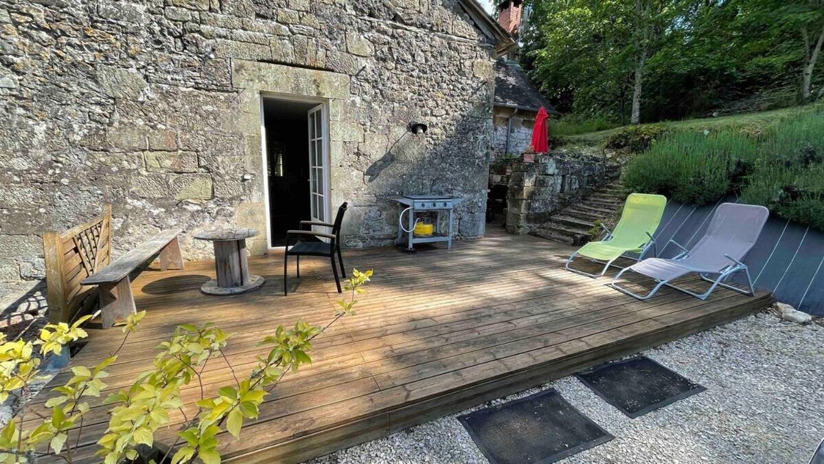 Maison De Vacances A Lissac-Sur-Couze Exterior photo